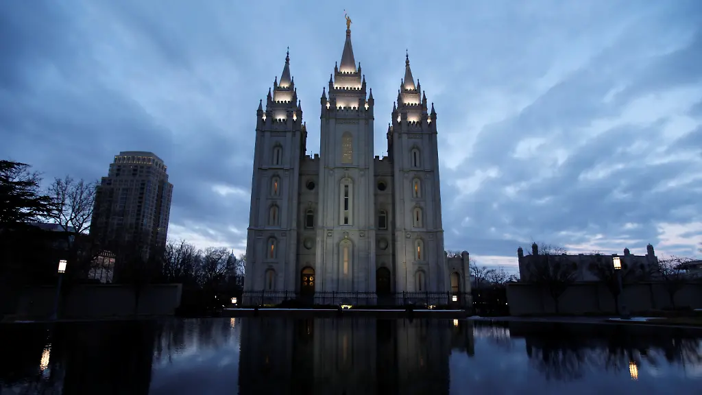 2018-01-11T000000Z-711253937-RC1451F3B2C0-RTRMADP-3-PEOPLE-THOMASMONSON