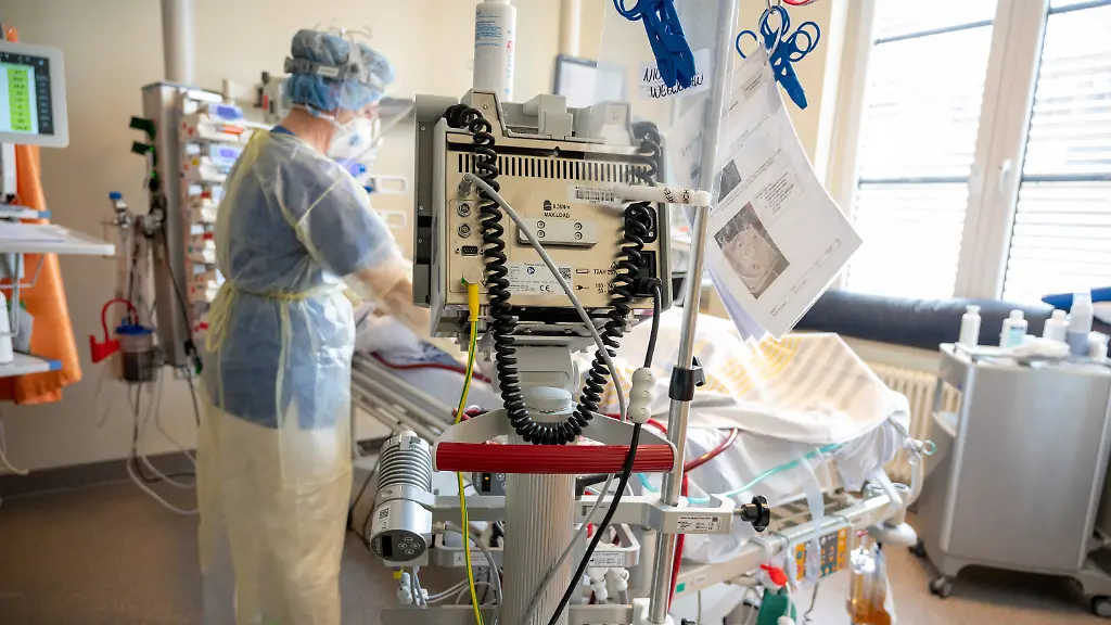 c9134fdecd8b7a28b0f81553f543ef13