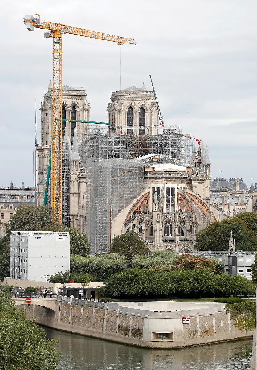 2020-07-14T111552Z-1836509523-RC2ZSH9RLK84-RTRMADP-3-FRANCE-NOTRE-DAME-SCAFFOLDING