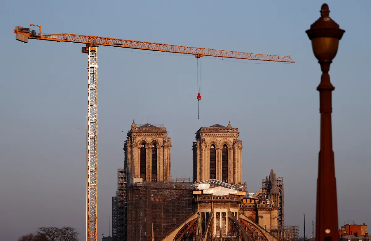 2021-03-08T171402Z-1032918454-RC257M9UAT77-RTRMADP-3-FRANCE-NOTREDAME-OAKS