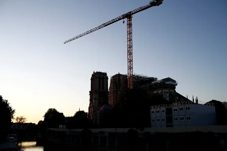 2020-04-15T185359Z-1744461162-RC265G91AMOE-RTRMADP-3-FRANCE-NOTREDAME-ANNIVERSARY