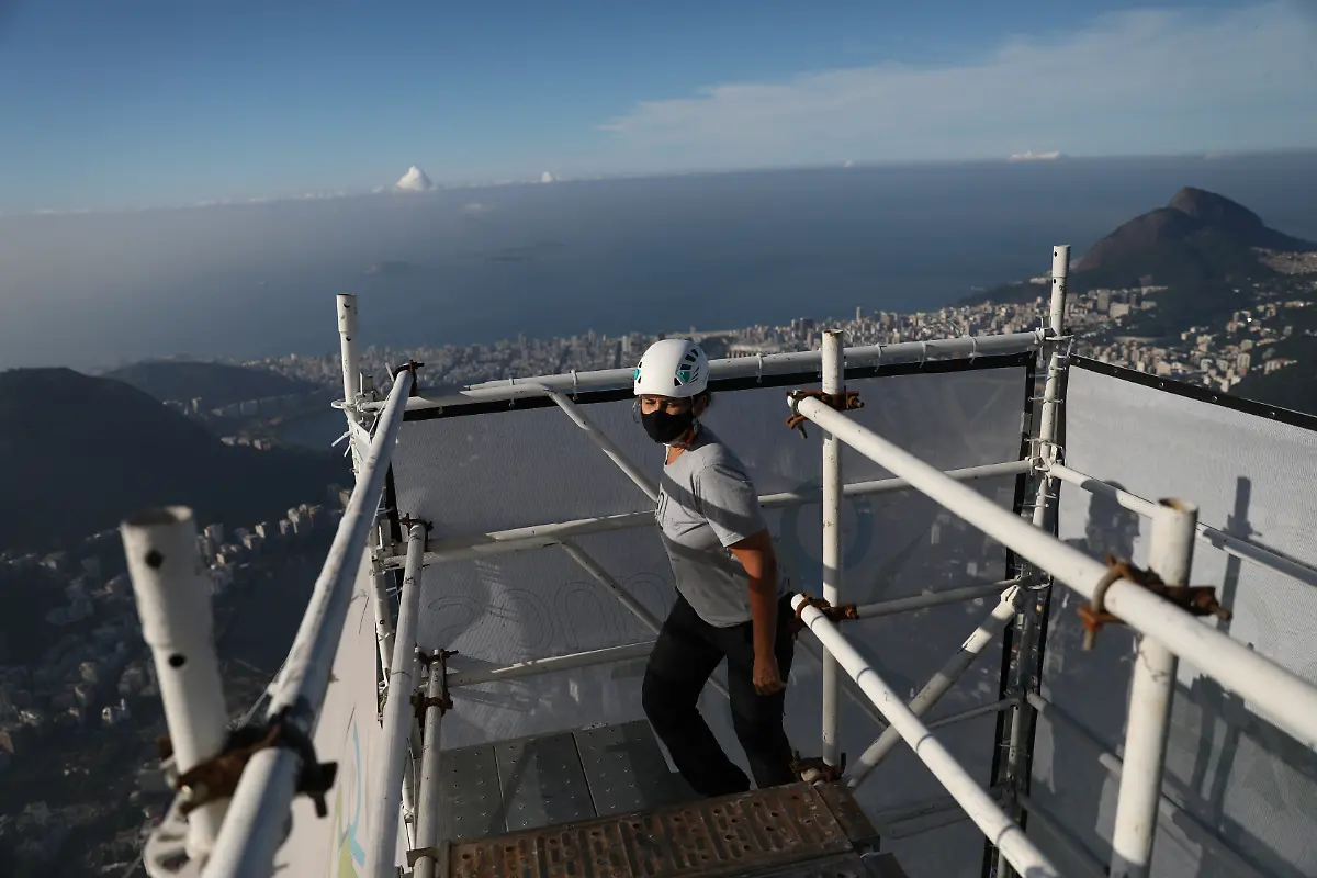 2021-03-24T163947Z-737321566-RC2SHM9YI4GM-RTRMADP-3-BRAZIL-CHRIST-RESTORATION