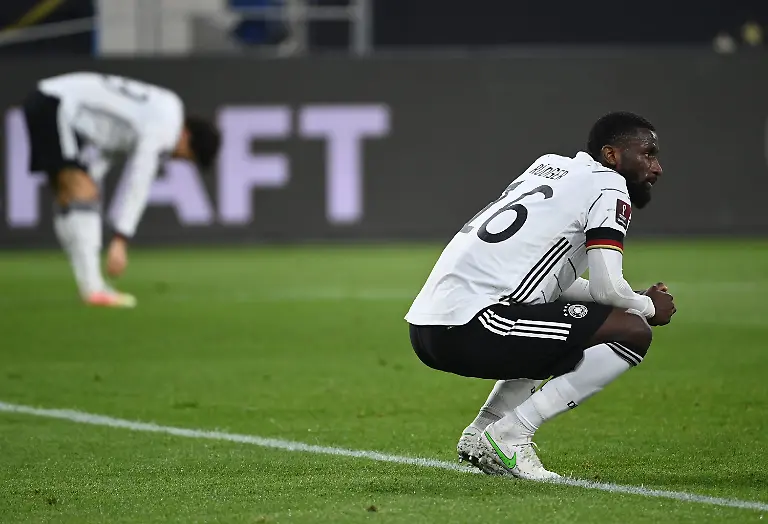 e5e2411b14dd4d28681dd75af35b9f49