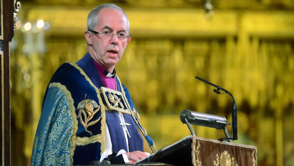 2018-11-11T200406Z-864702390-RC187241E8D0-RTRMADP-3-WW1-CENTURY-BRITAIN-WESTMINSTER