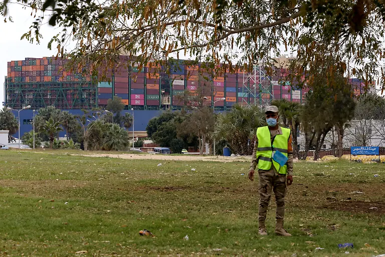 2021-03-30T103631Z-706208258-RC2MLM9PIWOI-RTRMADP-3-EGYPT-SUEZCANAL-SHIP-TRAFFIC