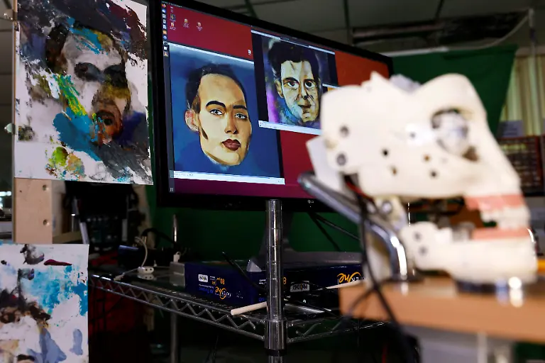 2021-03-22T054826Z-1391395636-RC25GM9F3OM7-RTRMADP-3-HONGKONG-ROBOT