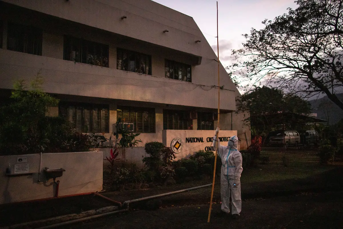 2021-03-22T230043Z-907997813-RC2NGM99U9UI-RTRMADP-3-HEALTH-CORONAVIRUS-PHILIPPINES-BATS