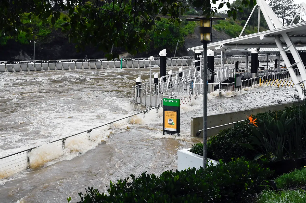 2021-03-20T082933Z-326734614-RC2WEM94LPQ7-RTRMADP-3-AUSTRALIA-WEATHER