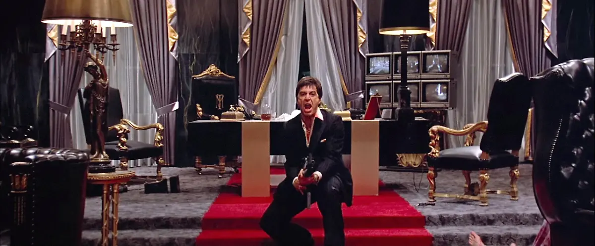 Die-Garderobe-aus-Scarface-koennte-besonders-viel-Geld-einbringen