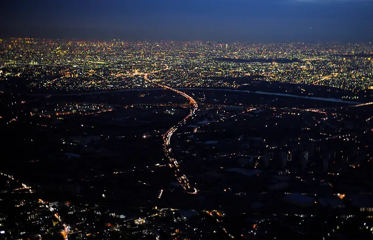 2011-03-18T120000Z-266071527-GM1E73I1HAD01-RTRMADP-3-JAPAN-BLACKOUT