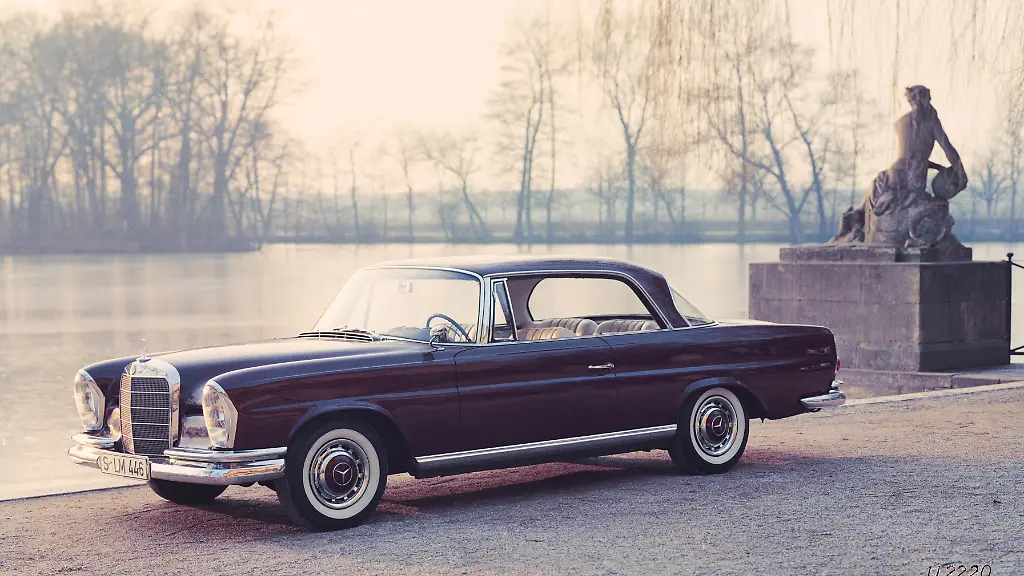 01MercedesBenz220SECoupeAb1961QuelleDaimlerAG