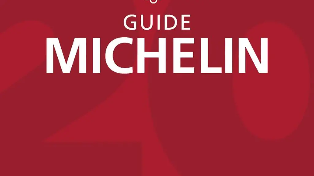 Das-Cover-des-am-Freitag-vorgestellten-Guide-Michelin-2021-fuer-Deutschland