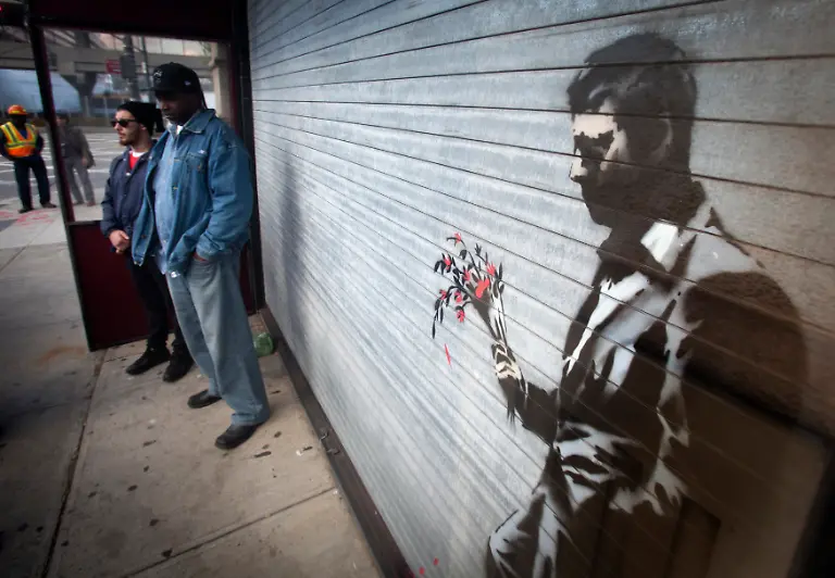 2013-10-24T000000Z-876692018-GM1E9AP095101-RTRMADP-3-USA