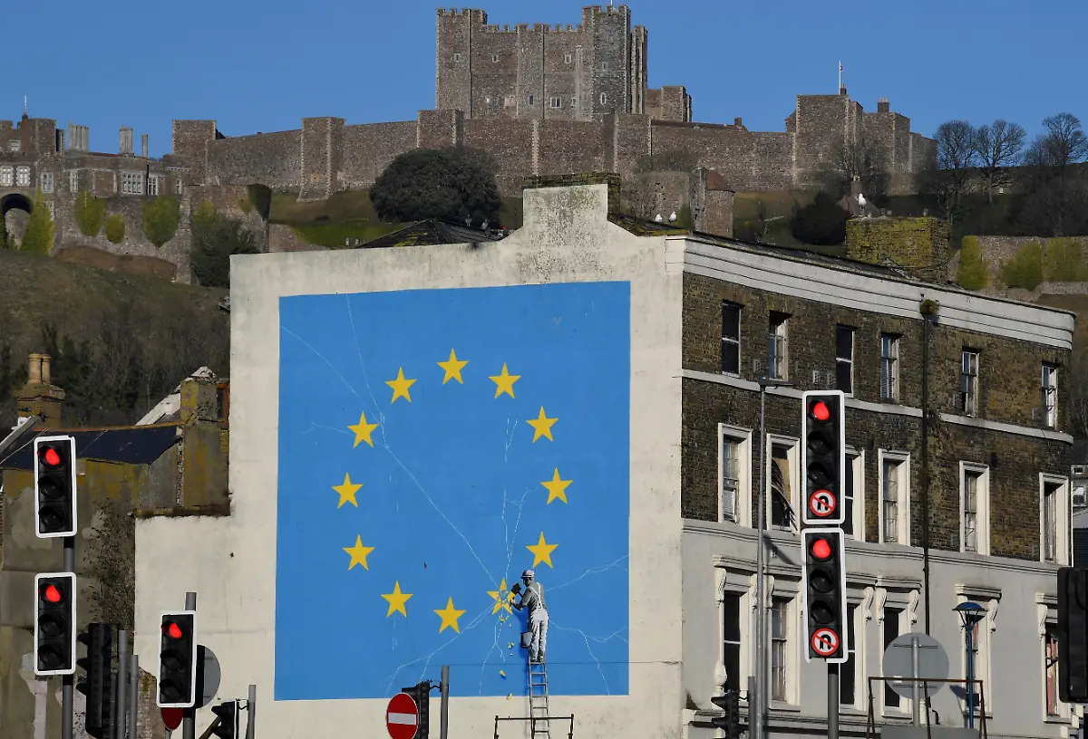 2019-02-14T170143Z-473254633-RC195B959250-RTRMADP-3-BRITAIN-EU