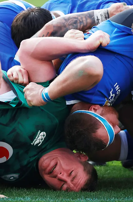 2021-02-27T174528Z-363778563-UP1EH2R16QV1L-RTRMADP-3-RUGBY-UNION-NATIONS-ITA-IRL