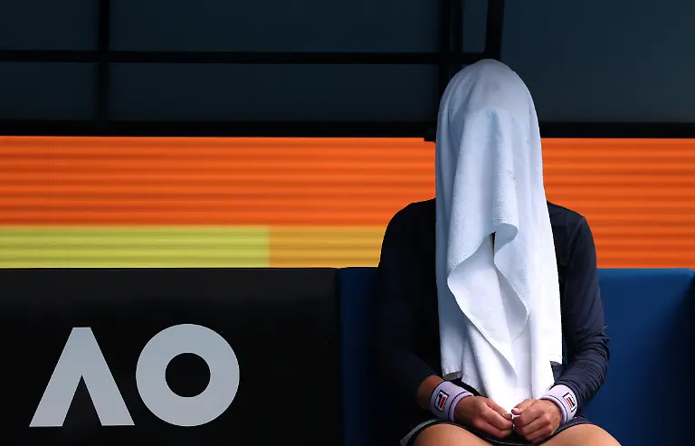 2021-02-08T112037Z-1108824069-UP1EH2807YHK8-RTRMADP-3-TENNIS-AUSOPEN