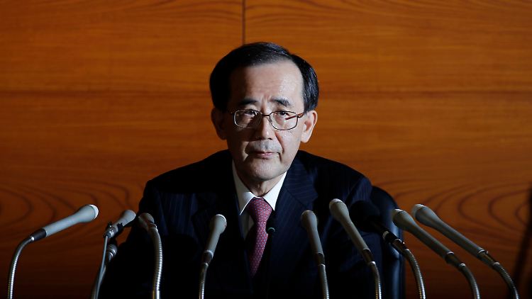 Blickt auf eine schwer verwüstete Volkswirtschaft: Notenbankchef Masaaki Shirakawa (Archivbild).