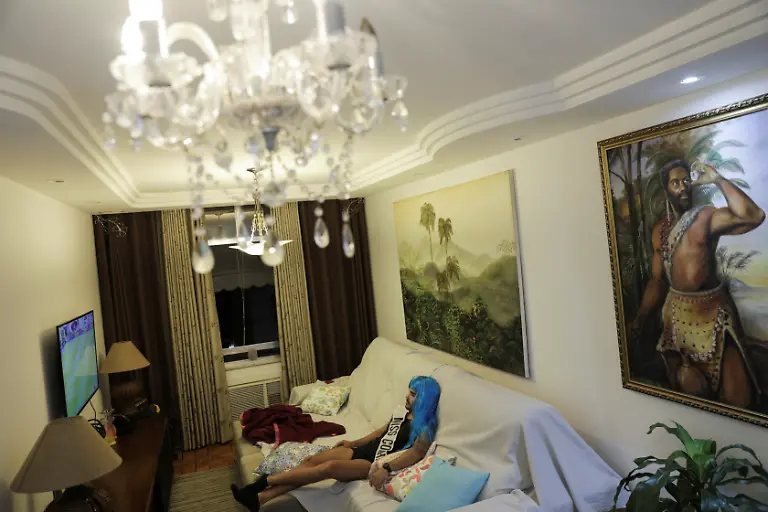 2021-02-12T184440Z-2141208002-RC26RL90LIOA-RTRMADP-3-BRAZIL-CARNIVAL