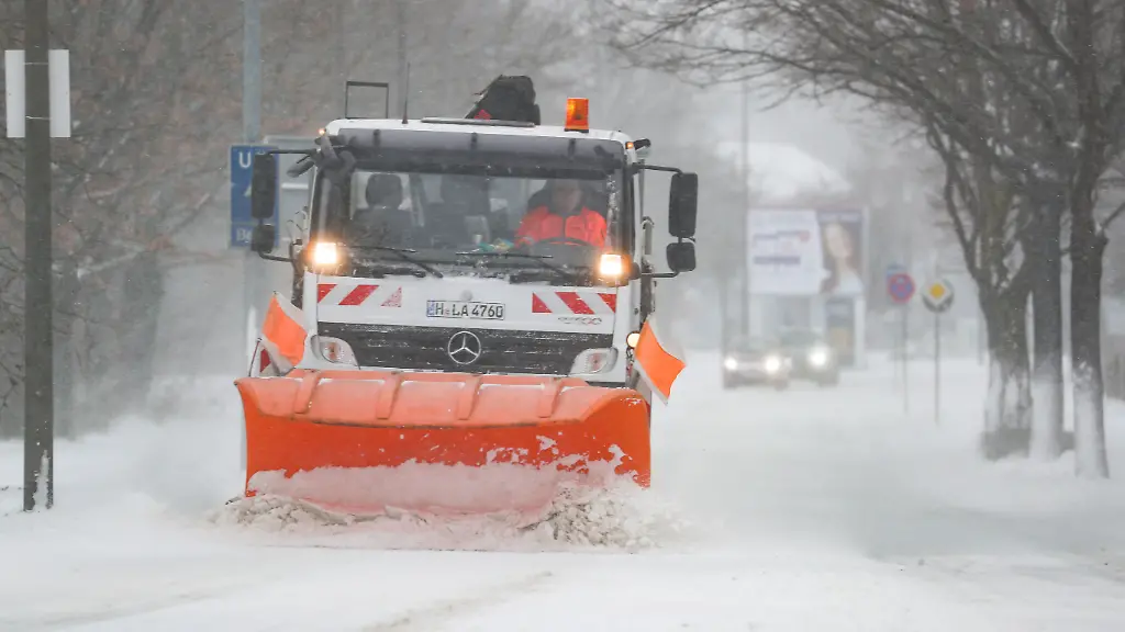 63db388aa06f99a1faa904a9e8b2dfa9