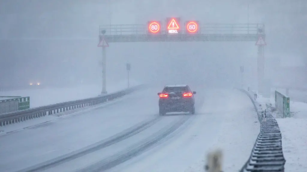 5a18047817bfda580e01c78d07e8a274