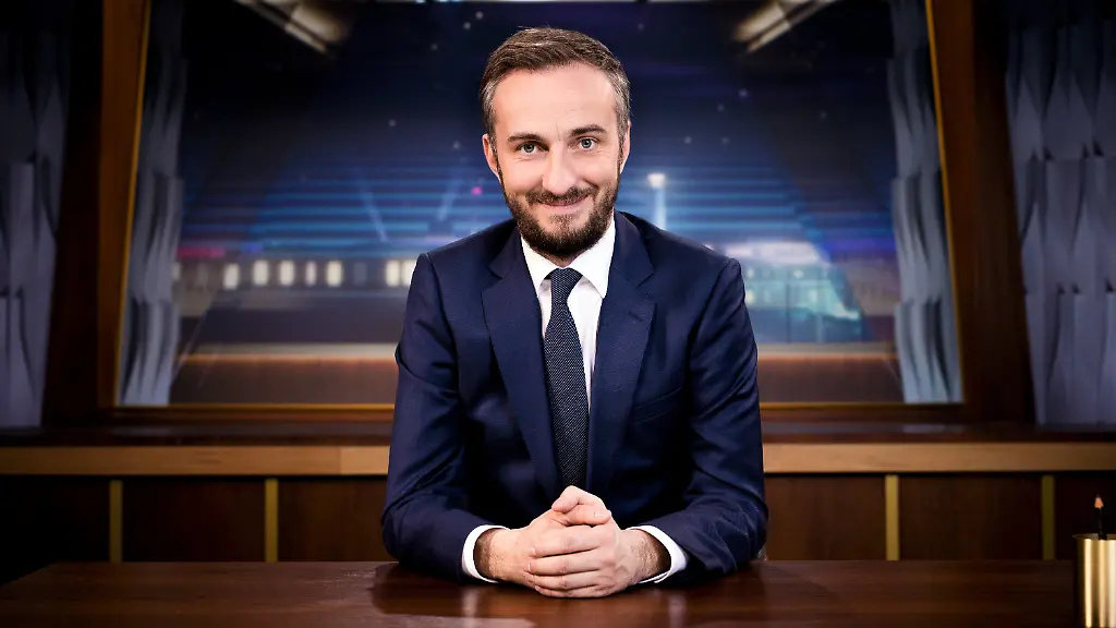 Enthuellung-bei-Boehmermann-Bei-den-Treffen-sollen-Unternehmer-versucht-haben-Einfluss-auf-die-Politik-von-Frontex-zu-nehmen