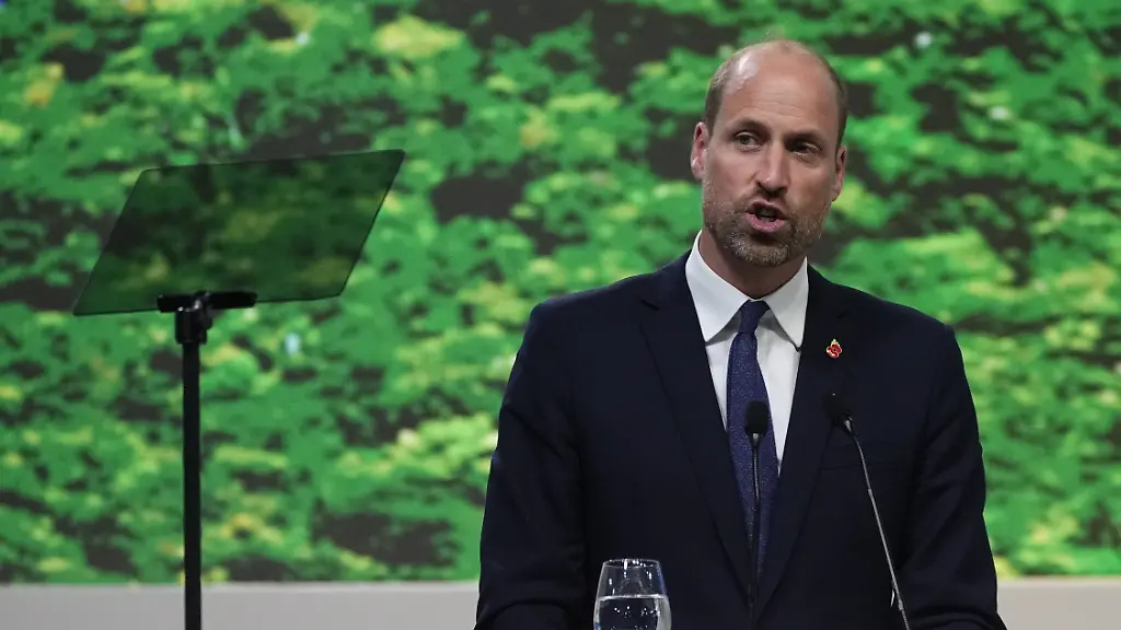 Der-britische-Prinz-William-spricht-waehrend-der-UN-Klimakonferenz-COP30-in-Belem