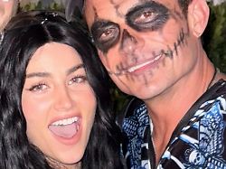 Seitenhieb auf die Ex: Orlando Bloom posiert mit Katy-Perry-Double