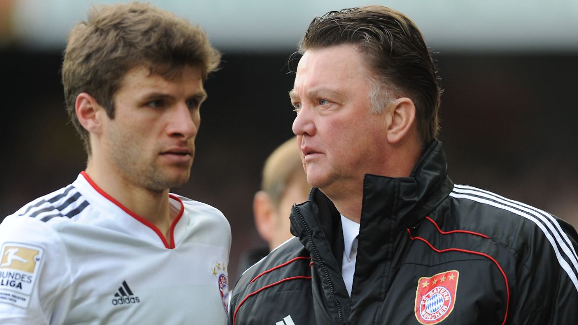 "Sieben Spiele Vollgas": Thomas Müller und sein Trainer Louis van Gaal.