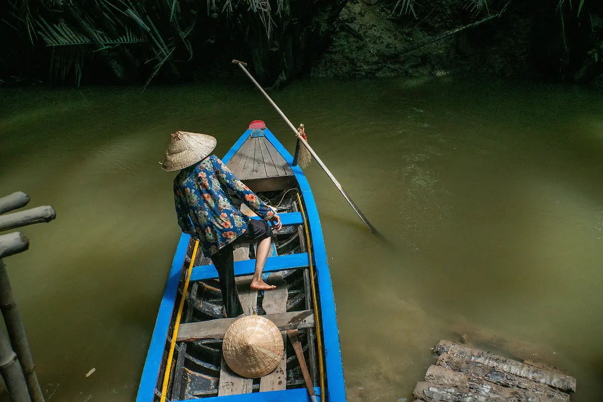 BEN-TRE-VIETNAM-MARCH-13-A-boat-trip-along-the-canals-of-the-Mekong-Delta-in-the-city-of-Ben-Tre-Vietnam-on-March-13-2025-This-is-a-popular-tourist-attraction-with-its-lush-and-spectacular-nature-Boats-are-also-used-as-a-regular-means-of-transport-Due-to-the-numerous-canals-it-is-often-a-more-convenient-method