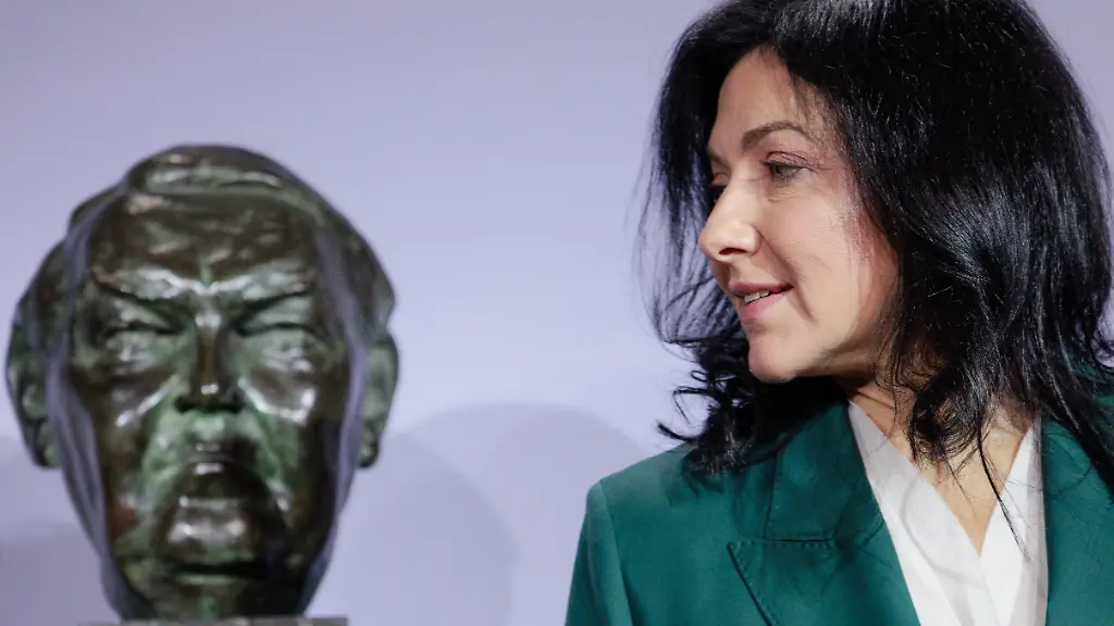 Reiche-sagte-Deutschland-kaempfe-mit-zahlreichen-hausgemachten-Standortproblemen-und-drohe-international-den-Anschluss-zu-verpassen