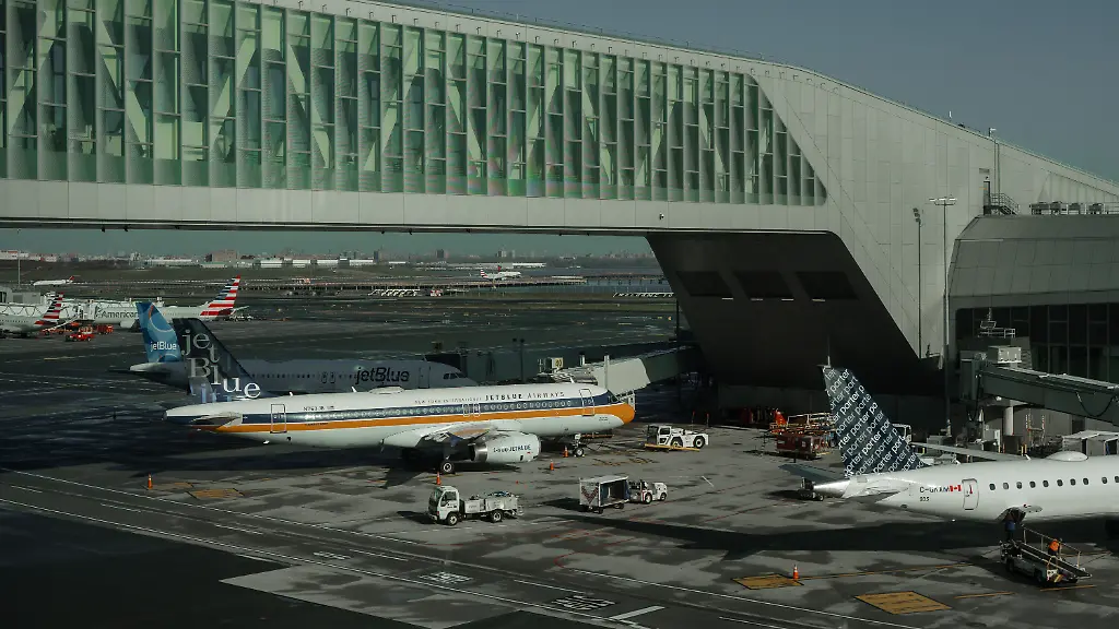 Der-Vorsitzende-der-Gewerkschaft-der-US-Fluglotsen-fordert-ein-sofortiges-Ende-des-Shutdowns