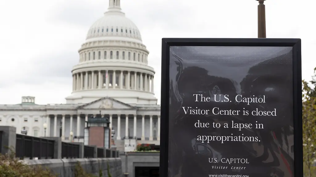 Seit-41-Tagen-sind-Hunderttausende-Staatsbedienstete-im-Zwangsurlaub