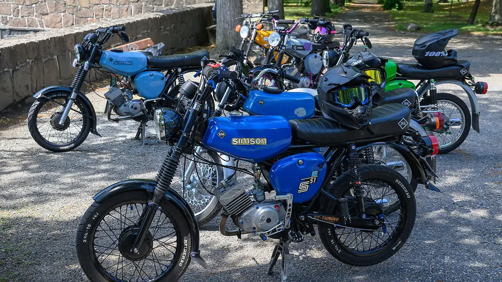 Die-Schweriner-Landesregierung-will-buerokratische-Huerden-beim-Erwerb-von-reimportierten-Simson-Mopeds-abbauen