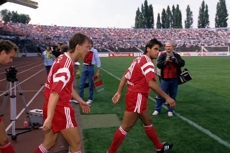 VfB-Stuttgart-Bayer-Leverkusen-Andreas-Thom-li