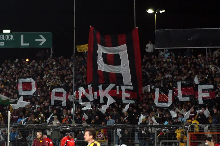 Bildnummer-00976399-Datum-16-11