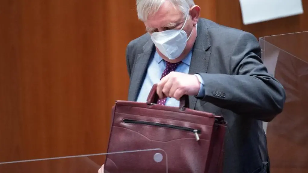 Karl-Josef-Laumann-CDU-Gesundheitsminister-von-Nordrhein-Westfalen