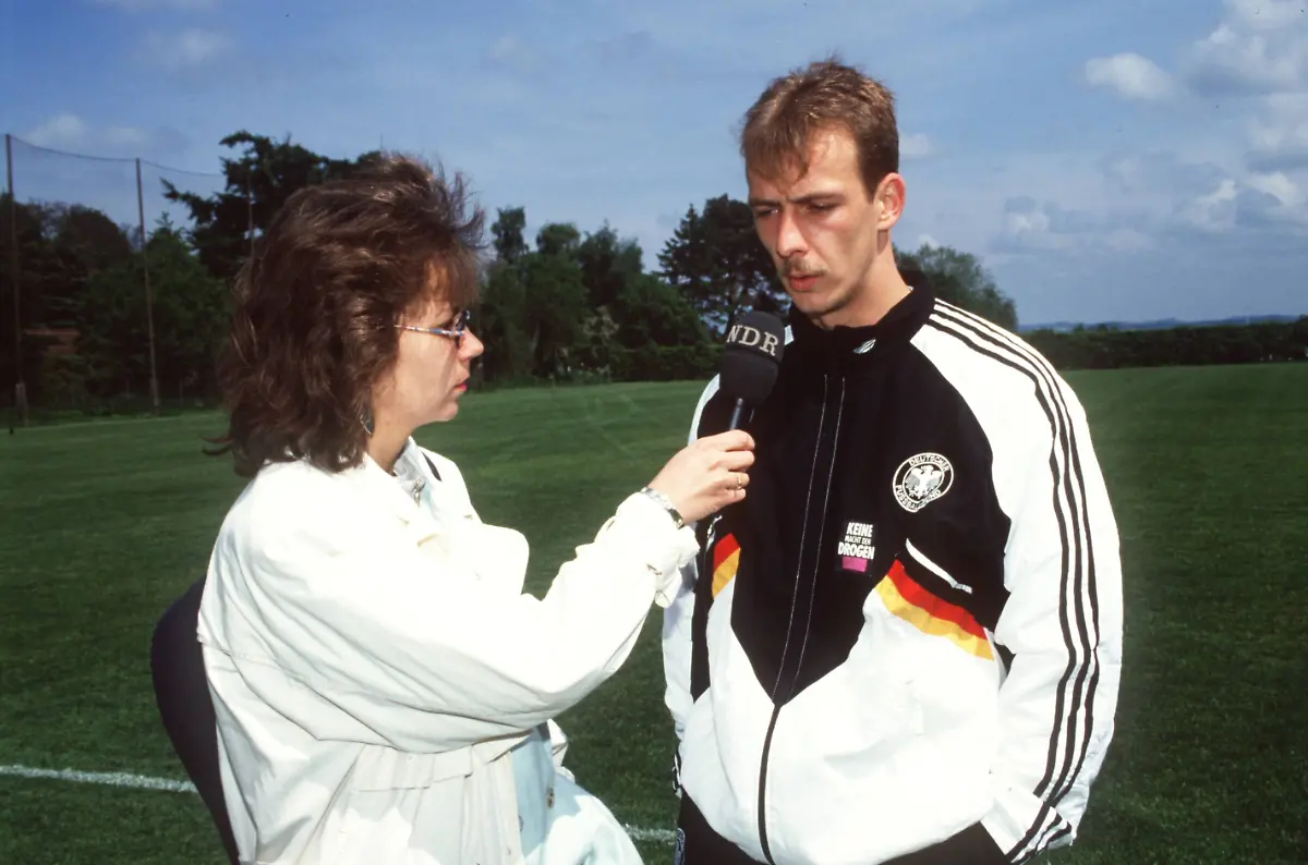 c38dea01750f11c55b3dbec92b01f7a4