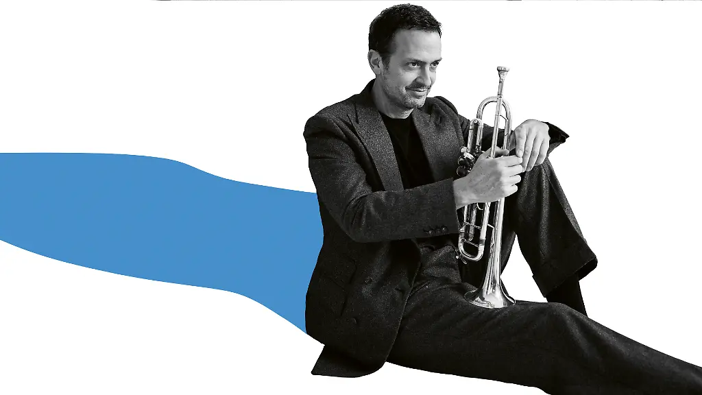 TillBroenner_ITALIA_Pressefoto_copyright_earMUSIC_credit_Gregor_Hohenberg_4