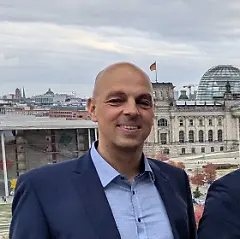 a6d1097d-155c-4edc-b000-7806375dfbdb~1