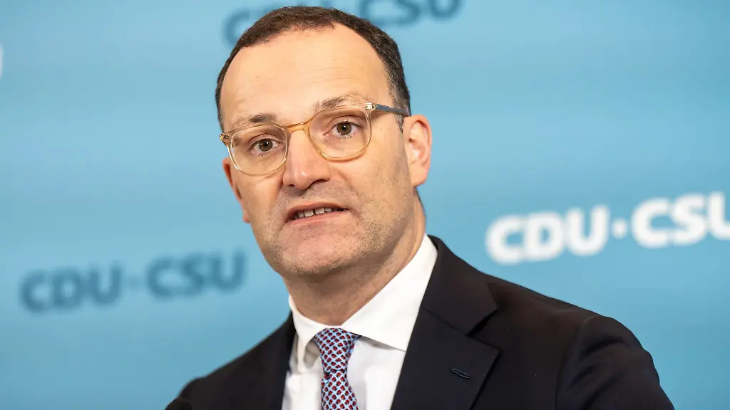 Unions-Fraktionschef-Jens-Spahn-macht-der-Berliner-Linke-Vorwuerfe