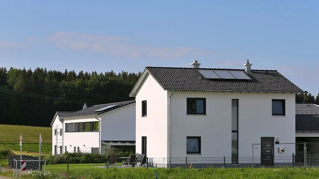 Beim-Kauf-eines-bebauten-Grundstuecks-fuer-die-Vermietung-koennen-die-Kosten-fuer-Gebaeude-Nebengebaeude-und-Aussenanlagen-ueber-die-Jahre-abgeschrieben-werden