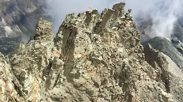 Wie der Klimawandel Felsstürze in den Alpen begünstigt (1)