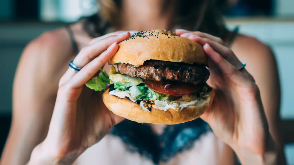 Lust-auf-Burger-Mit-der-richtigen-Presse-wird-das-Fleisch-perfekt-wir-haben-fuenf-Geraete-getestet
