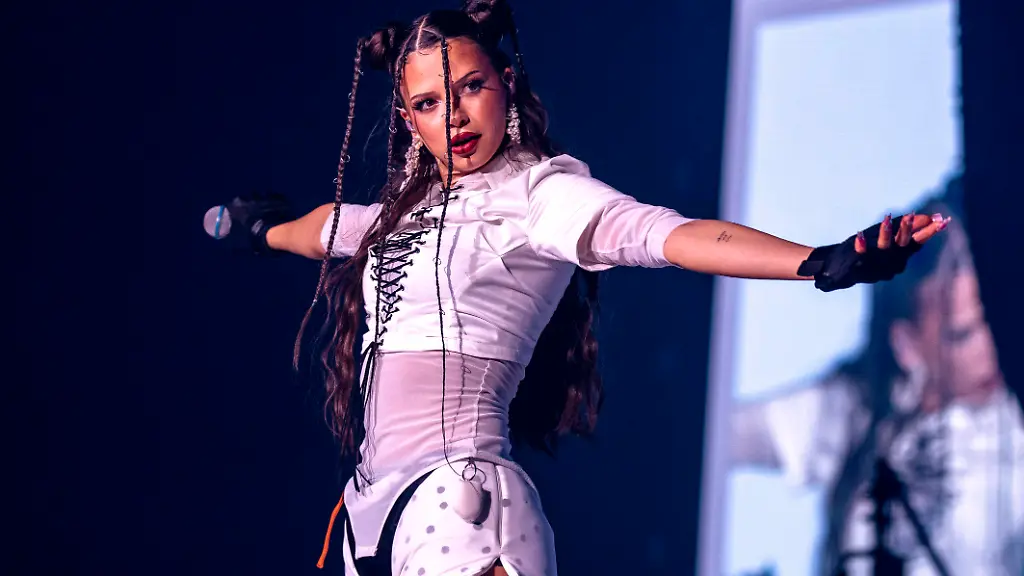 Nina-Chuba-live-beim-Auftakt-ihrer-Arena-Tour-2025-in-der-Messehalle-Erfurt-24-10-2025-Nina-Chuba-live-at-the-start-of-her-Arena-Tour-2025-in-the-Messehalle-Erfurt-24-10-2025-Foto-xM