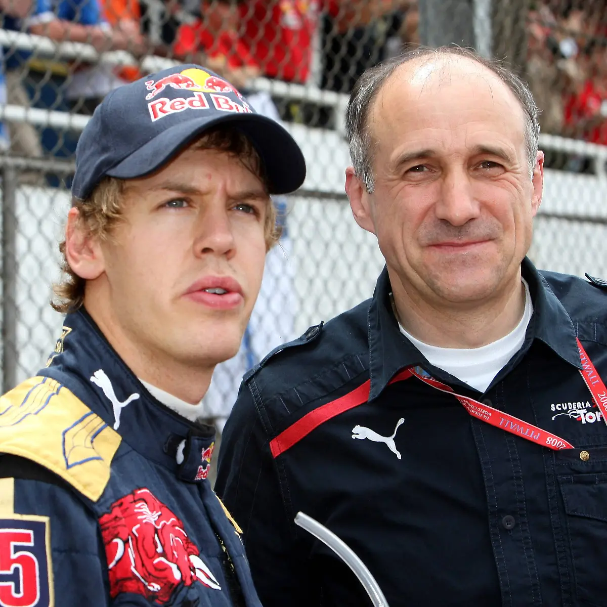 Als-Teamchef-feierte-Franz-Tost-2008-den-ersten-Formel-1-Sieg-von-Sebastian-Vettel-fuer-das-damalige-Toro-Rosso-Team