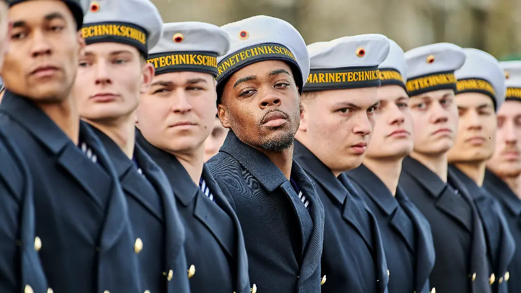 EUR-Germany-Berlin-11-12-2025-On the occasion of the 70th anniversary of the Bundeswehr, this anniversary will be celebrated with a solemn oath on the day of its founding The Bundeswehr is honored in the presence of Federal President Frank Walter Steinmeier and Federal Minister of Defense Boris Pistorius Die Abord Information provided by the following association: 5-Telecommunications Battalion-610-Prenzlau-Brandenburg-10-School of Technology Marine-Parow-Mecklenburg-Western Pomerania-7-Unterof fizierschule-der-Luftwehr-Heide-Schleswig-Holstein-3-Information Technology Battalion-383-Erfurt-Thueringen-6-Logistics Battalion-161-Delmenhorst-Lower Saxony-5