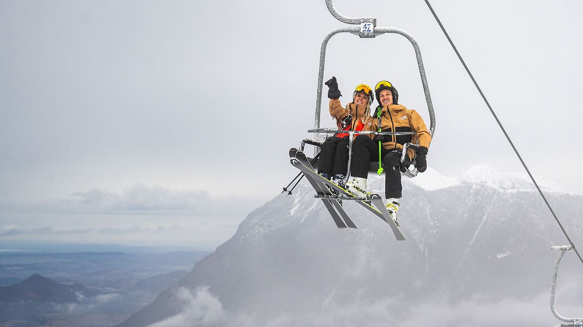 Auf-die-Piste-Skiurlaub-planen-Tipps-f-r-Kurzfristige-und-Sparf-chse