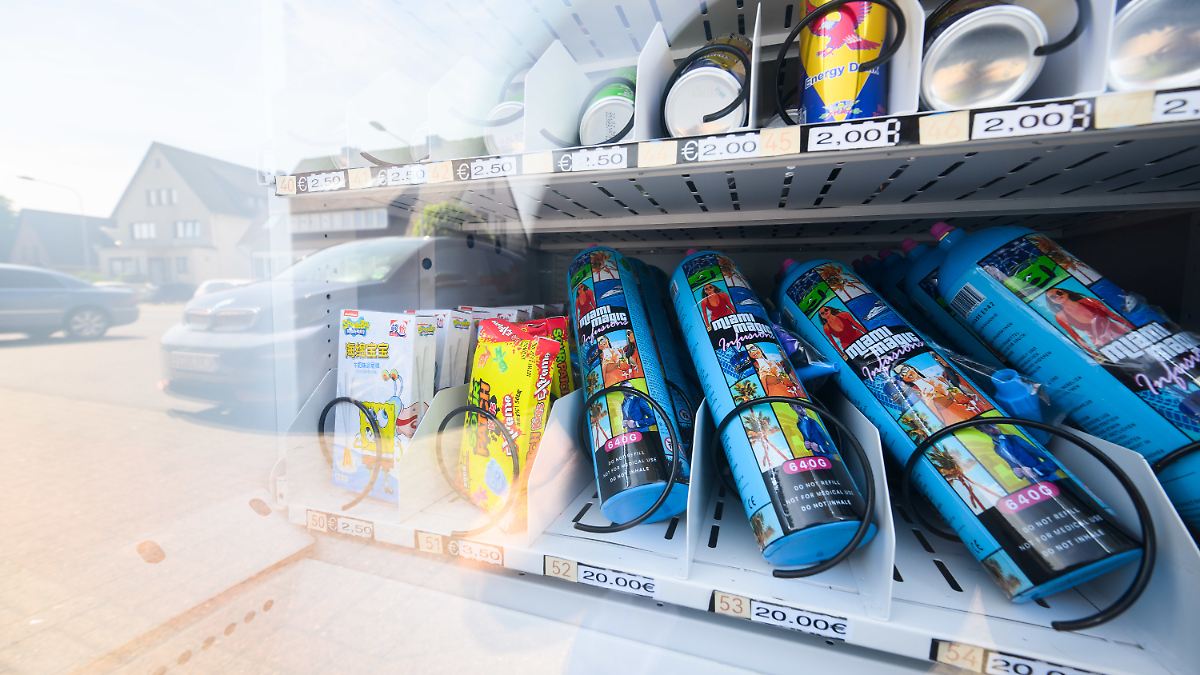 Fragen-und-Antworten-Was-bringt-das-Verbot-von-Lachgas-und-K-o-Tropfen-