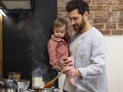 Zwischen Humor und Wut: Kleine Anstöße stellen Geschlechterstereotype infrage