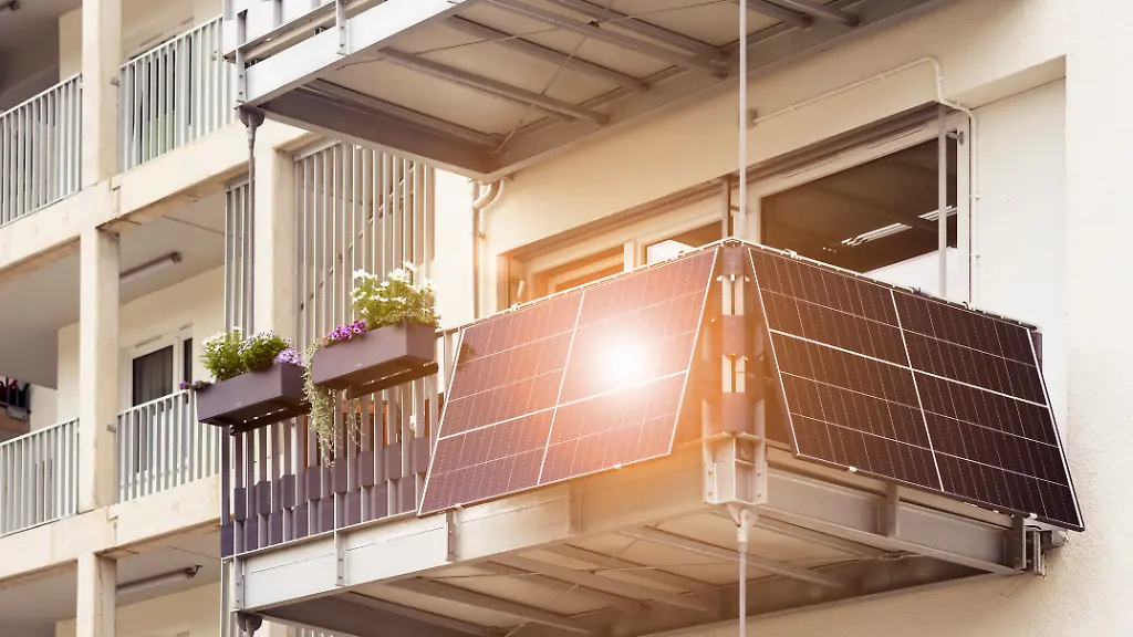 Sonnige-Aussichten-Bei-Kleines-Kraftwerk-sind-derzeit-Black-Weeks-Wir-checken-einen-besonders-leistungsstarken-Deal